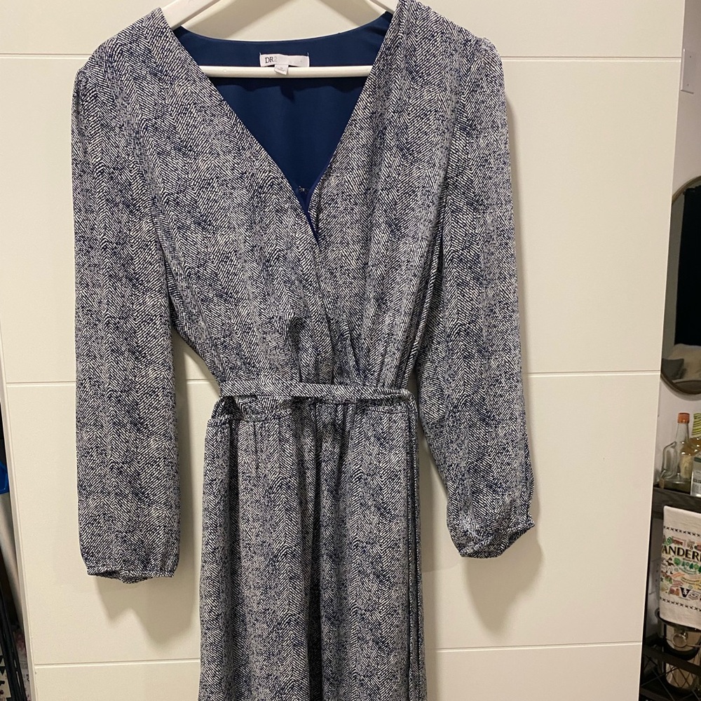 DR2 wrap work dress size M.